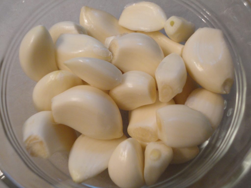 Peeled Garlic